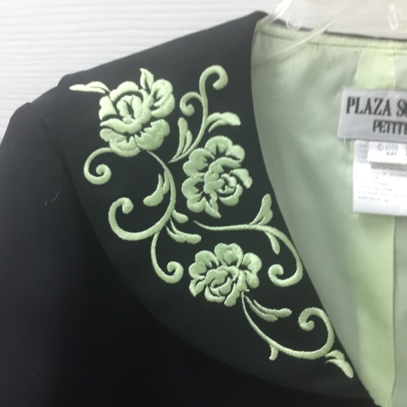 Plaza Smith Women's Black Dress Jacket - Picture 4 of 6